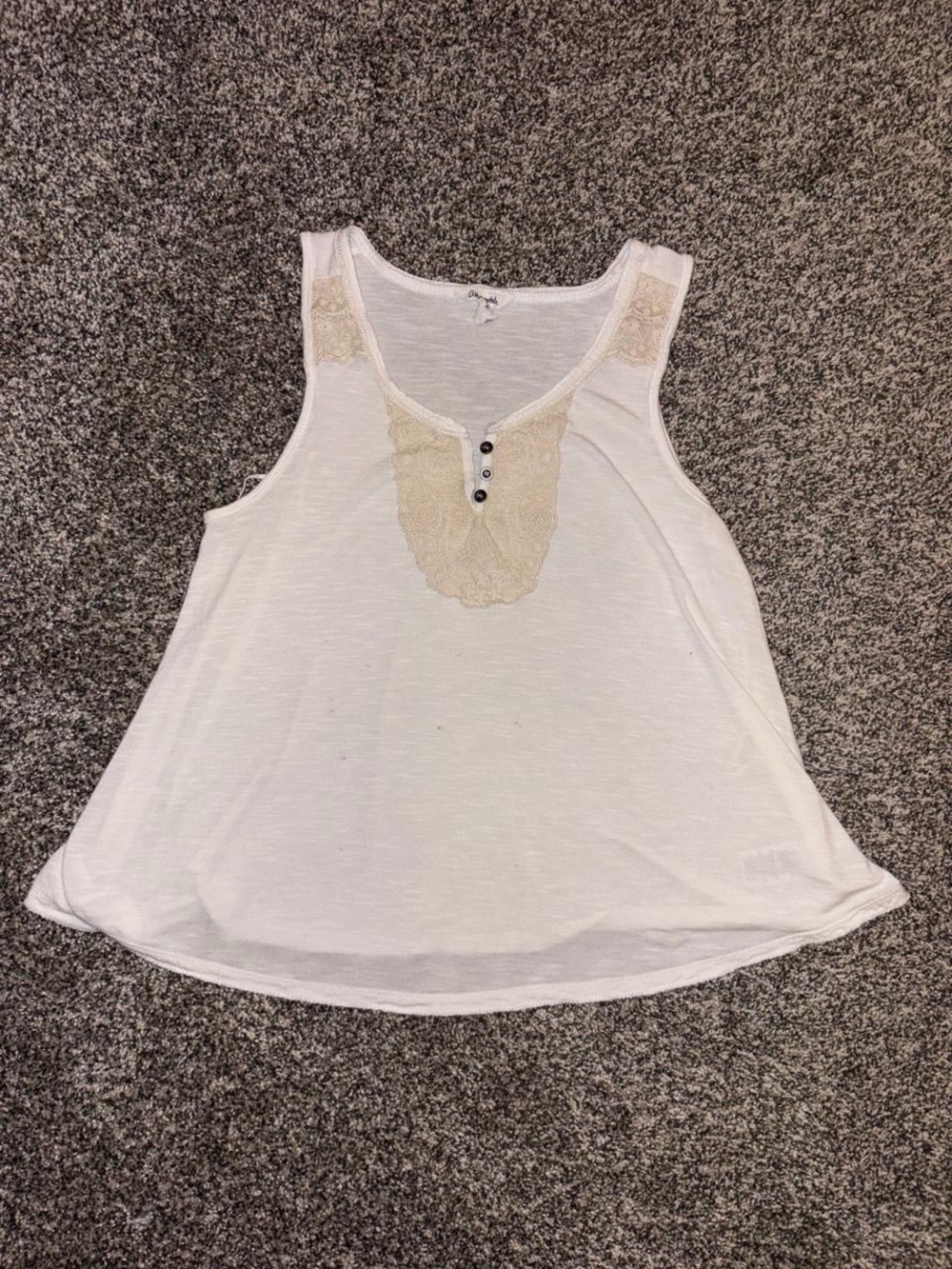 Y2K Aeropostale henley tank top with lace trim